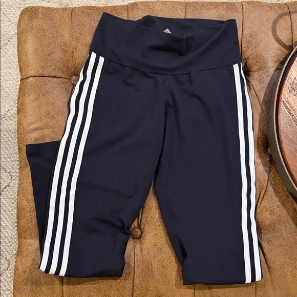 Adidas women’s Leggings in Black with White Accents - Picture 1 of 3